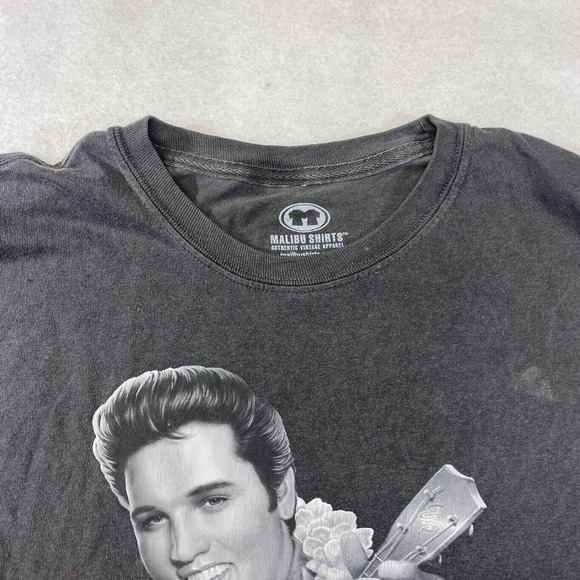 Elvis Presley Graphic Tee Thrifted Vintage Style Size M - Picture 9 of 10